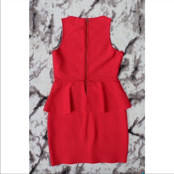 🔥 SOLD BCBG MAXAZRIA Red Francis Peplum Dress 🔥 - Picture 4 of 7